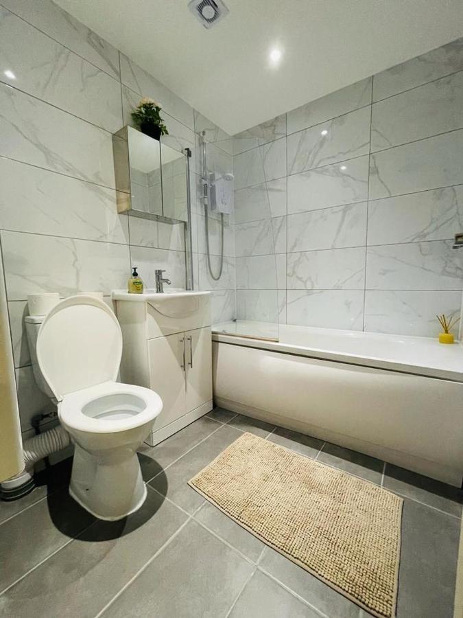 Lovely 2 Bedroom Serviced Apartment In ロンドン エクステリア 写真