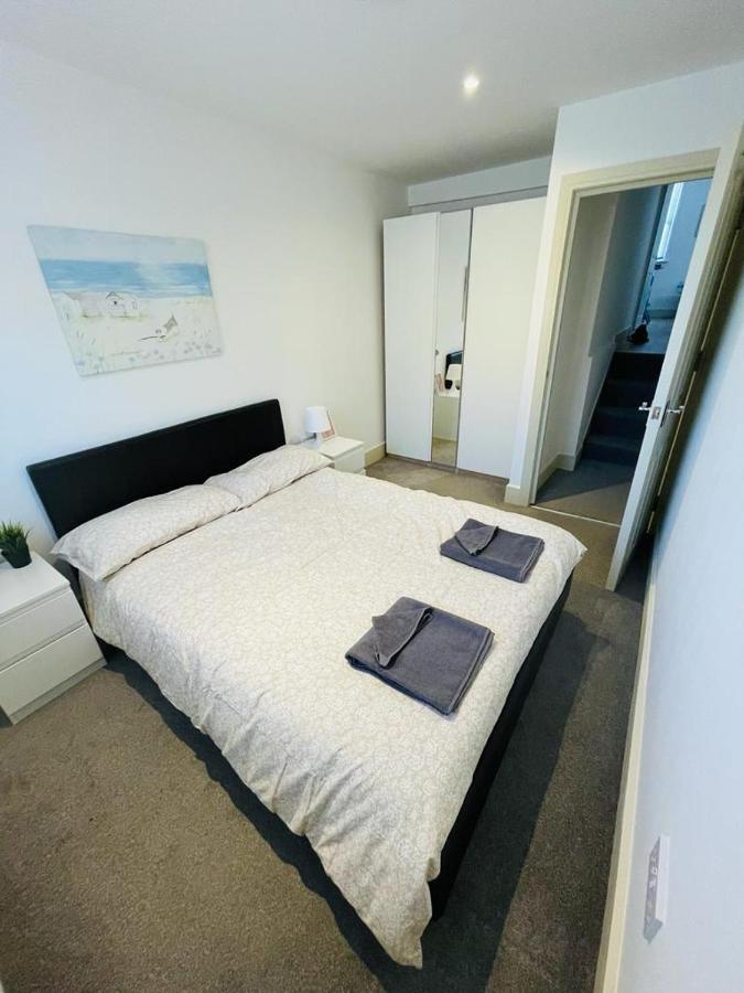 Lovely 2 Bedroom Serviced Apartment In ロンドン エクステリア 写真