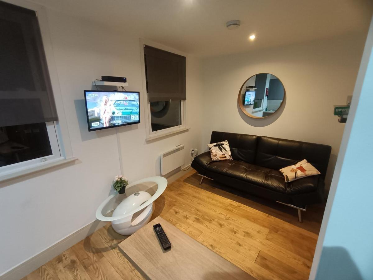 Lovely 2 Bedroom Serviced Apartment In ロンドン エクステリア 写真
